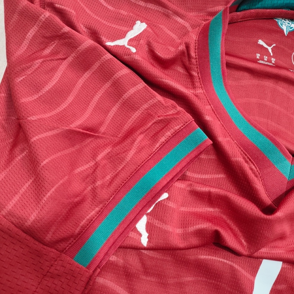 Puma Portugal Red and Green Men's Football Jersey with Number 7 - Picture 3 of 5